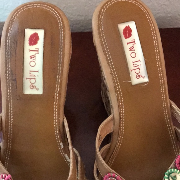 Shoes - Picture 4 of 10